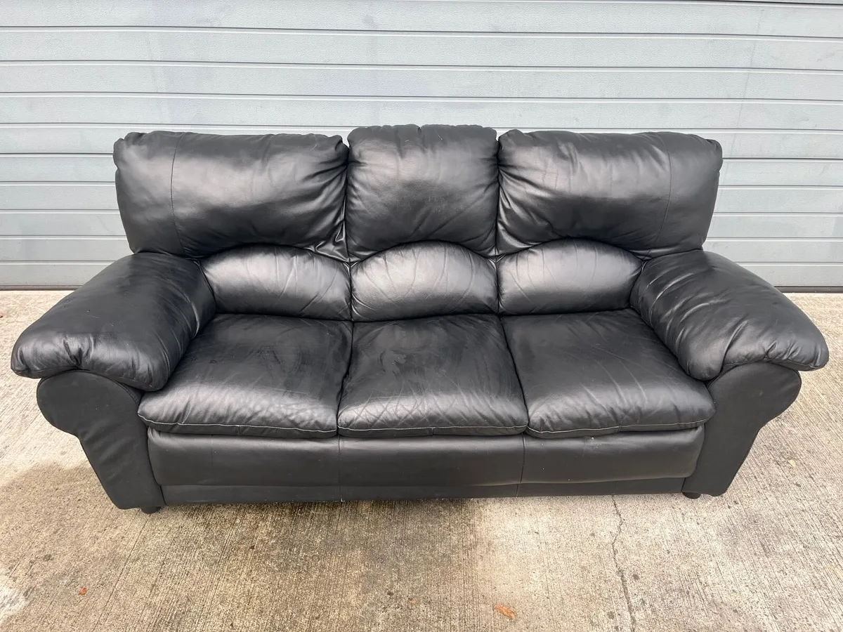 3 seater black leather - Image 1