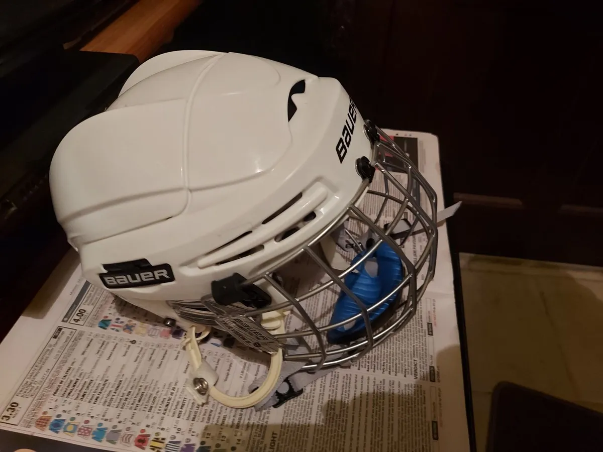 BAUER American Hockey Player Helmet, - Image 2