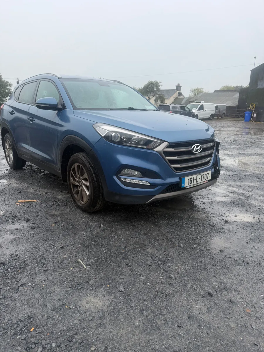 2017 Hyundai Tucson - Image 1