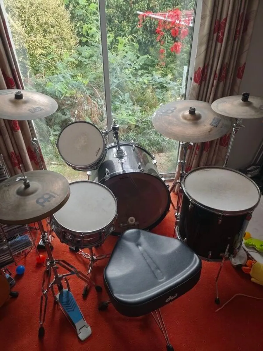 Yamaha Stage Custom Drum kit with Meinl cymbals and fancy stool - Image 3