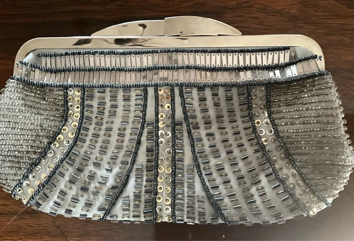 Vintage Style Beaded Evening Bag - Image 1