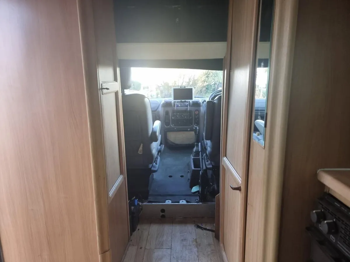 2001 Renault Master Campervan - Image 2