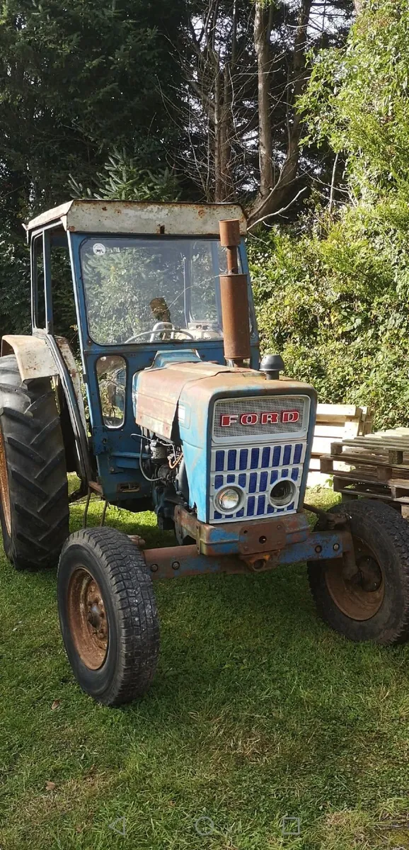 Ford 4000 tractor - Image 1
