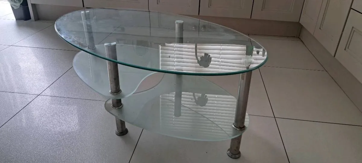 Oval glass coffee table - Image 2