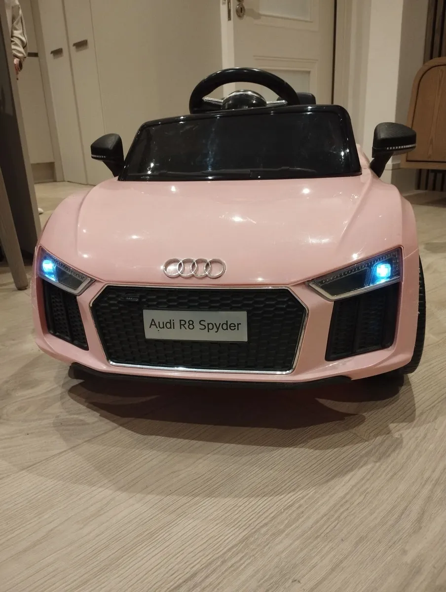 Kids Pink Audi R8 Spyder - Image 3