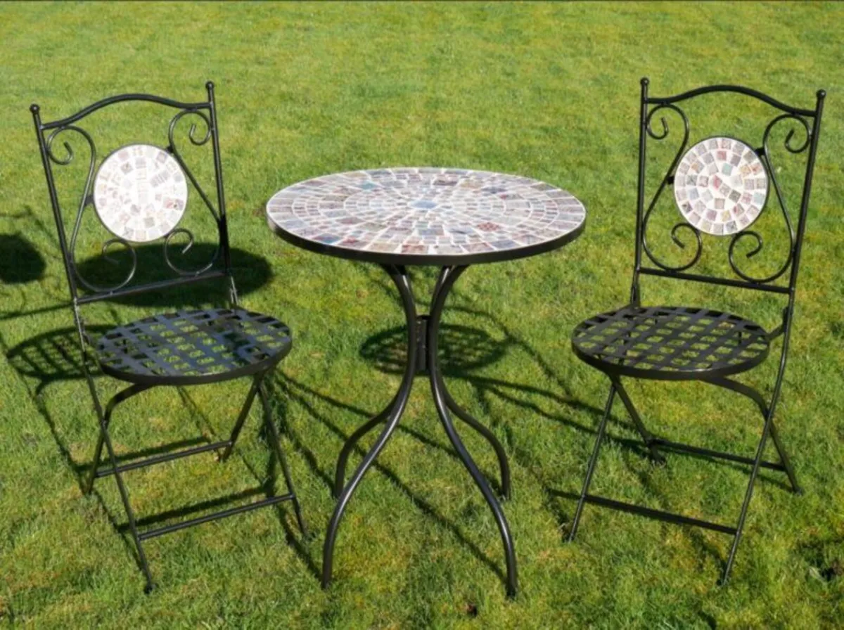 Two Seater Table and Chairs – Mosaic – D6674