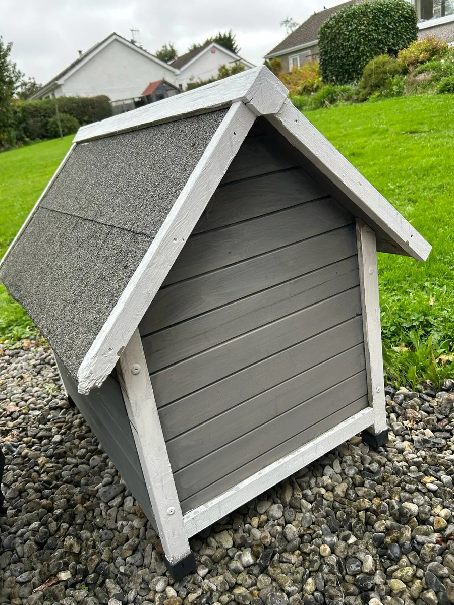 Dog House - Image 2