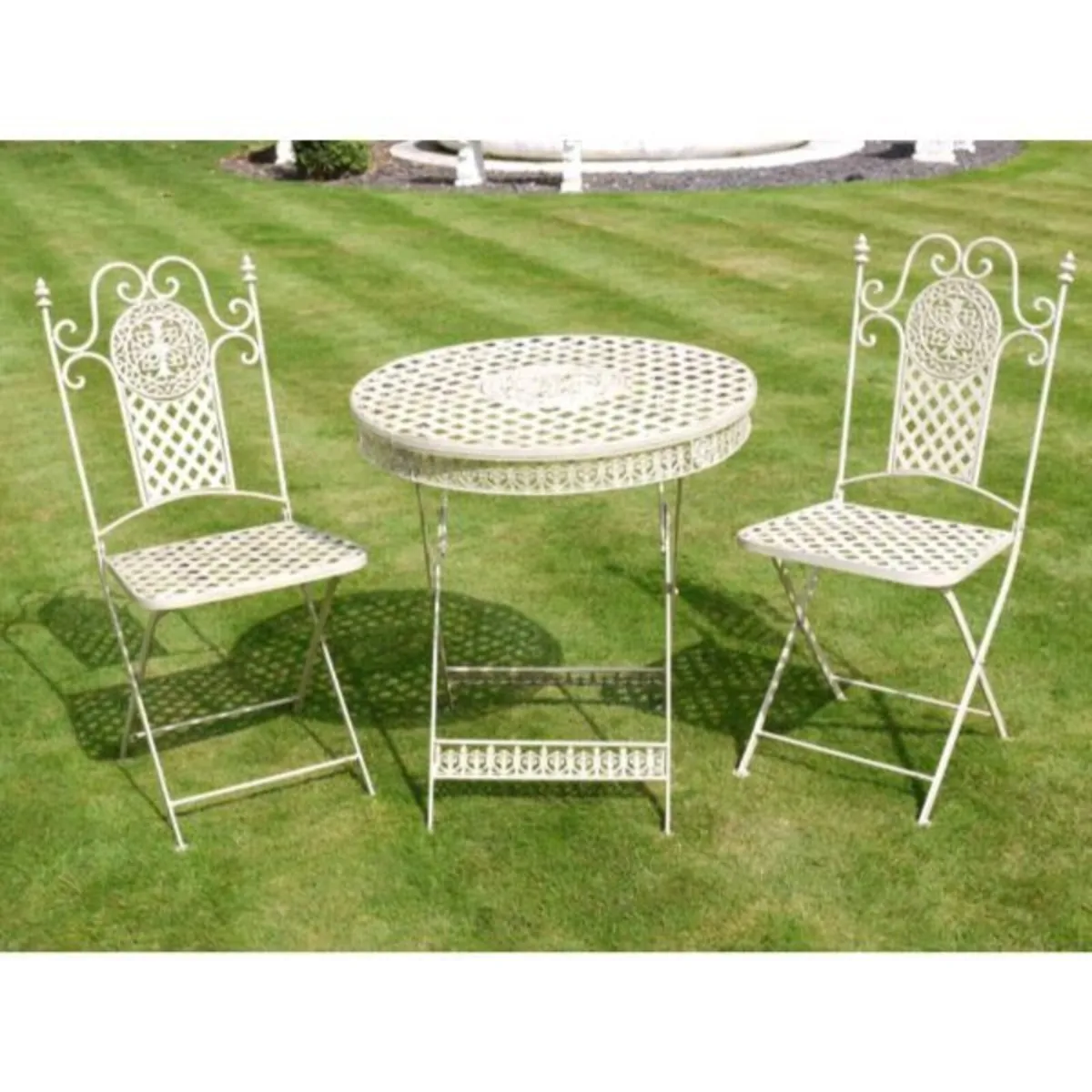 Two seater table and chairs – Round – Thick – D823