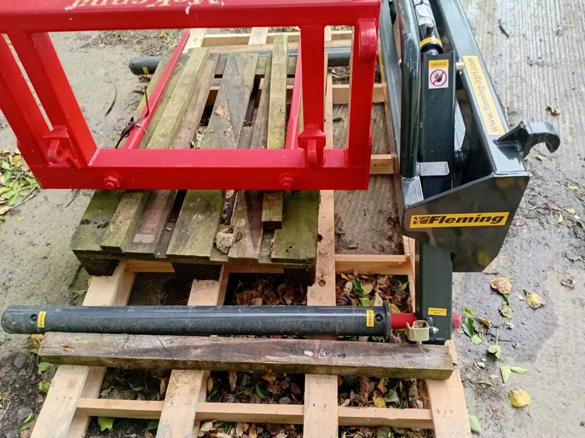 New Fleming bale staker and a mckenna bale spike - Image 2