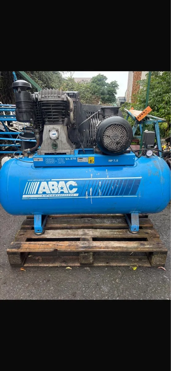 Air compressor - Image 1