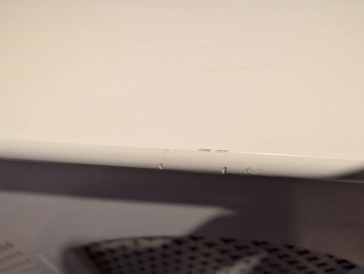 Radiator cover - Image 1