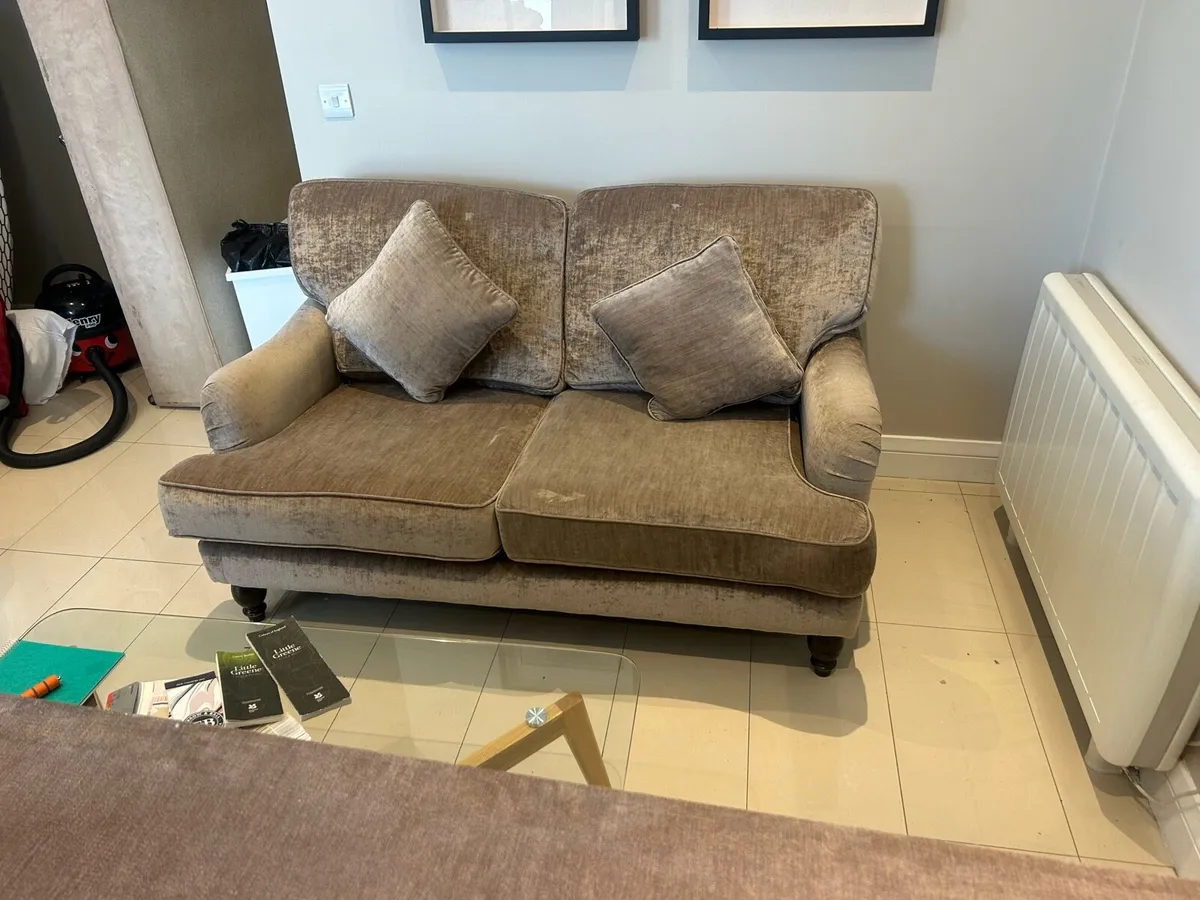 Finline sofa - Image 1