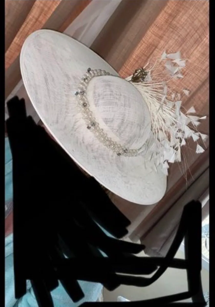 Fascinator - Image 2