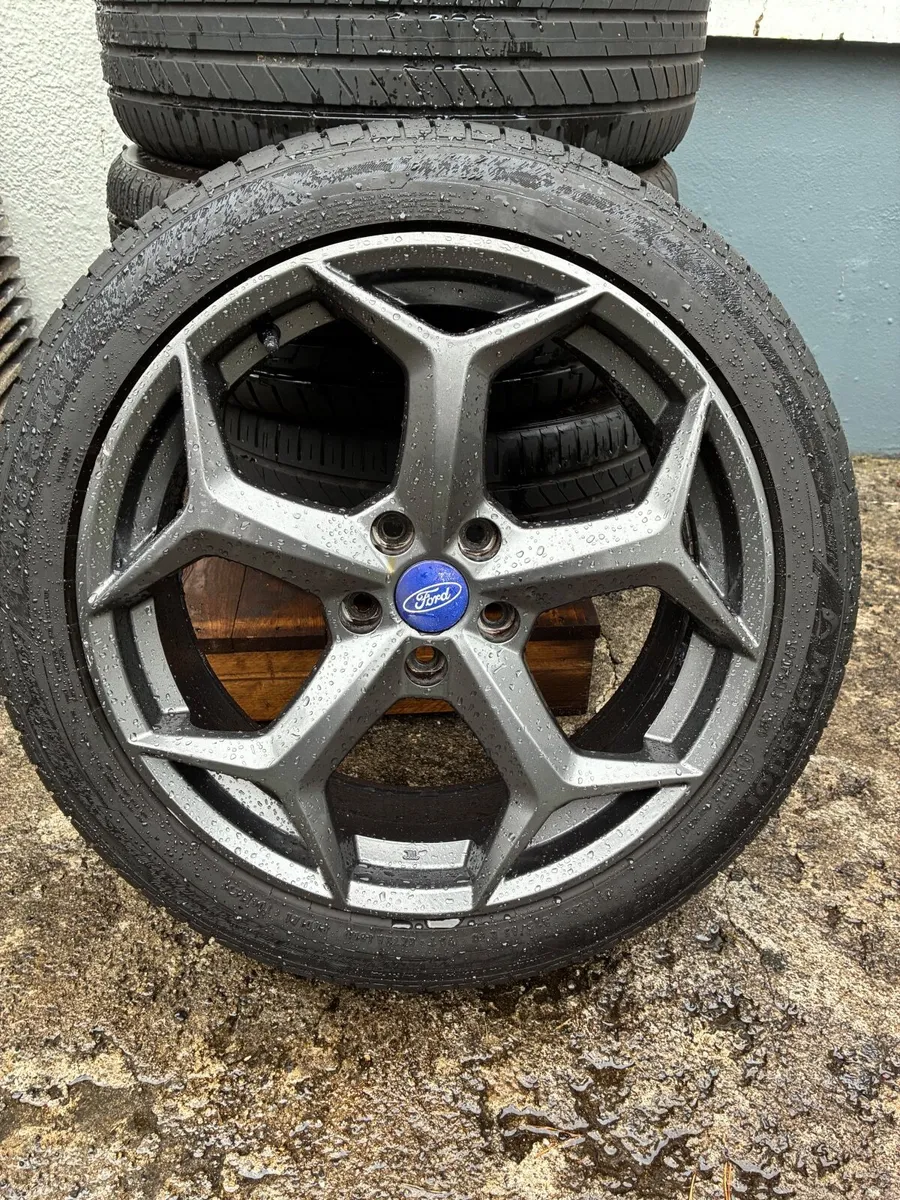 Tyres and alloys - Image 2