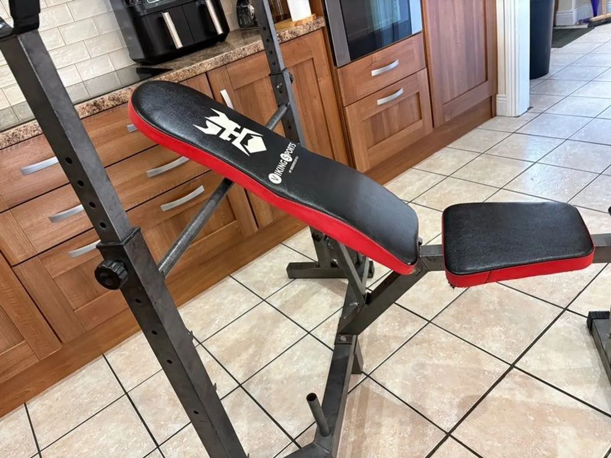 Cheap Gym Weightlifting Bench. - Image 2