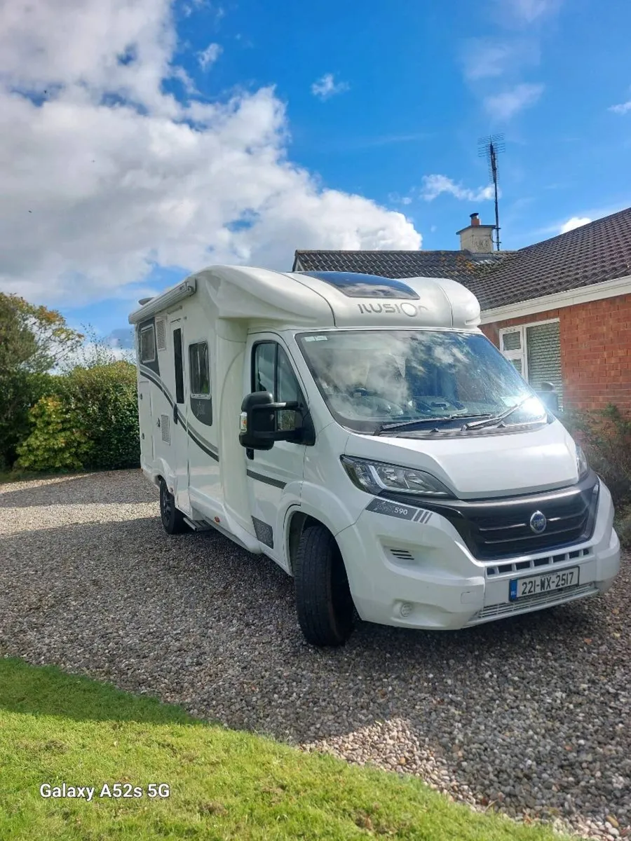 Motorhome 4 berth - Image 1