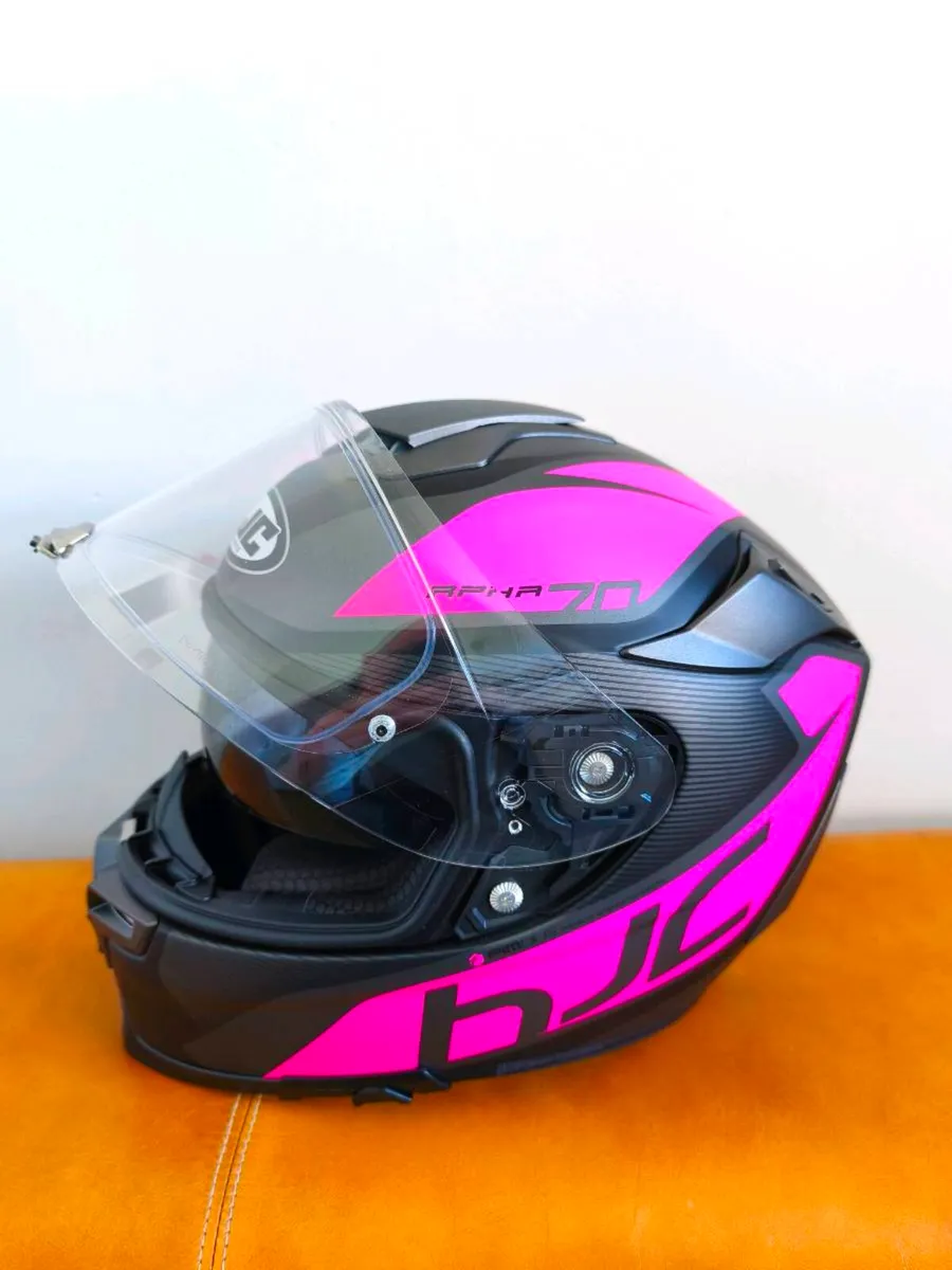 HJC RPHA 70 Motorbike Helmet - Image 1