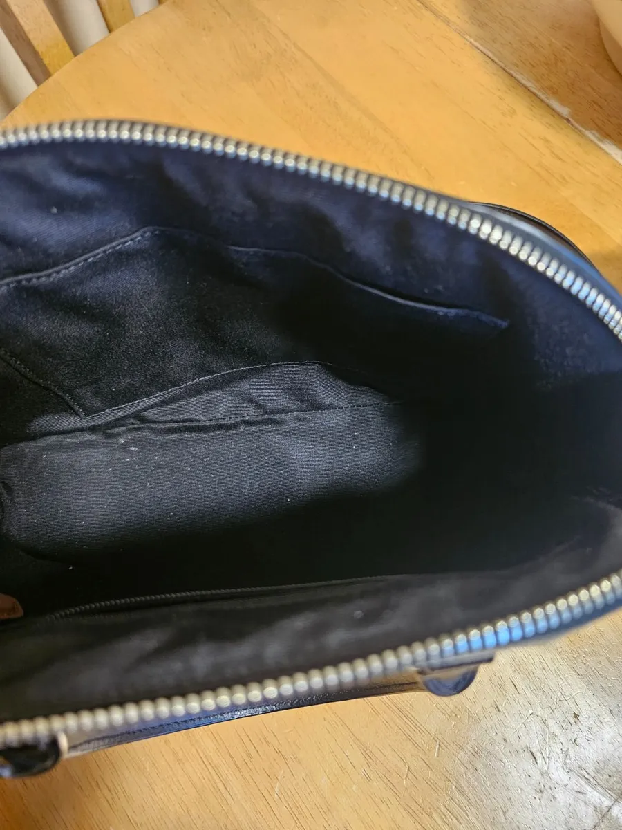Coach "Sierra" Leather Small /Mini Hand Bag - Image 3