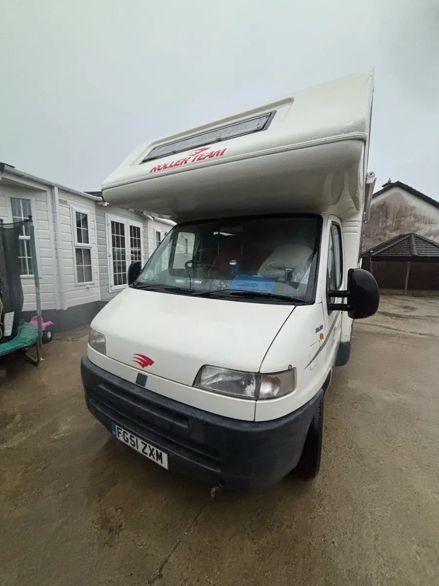 Camper - Image 1
