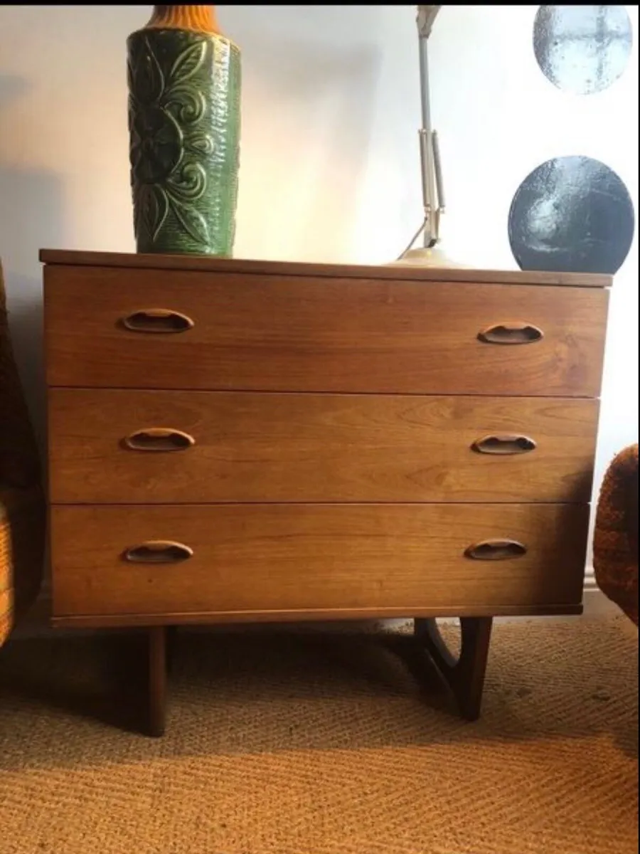 Mid Century Chest of Drawers - Image 1