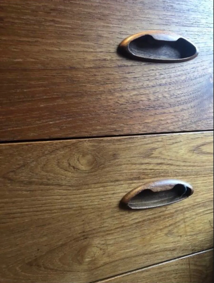 Mid Century Chest of Drawers - Image 3