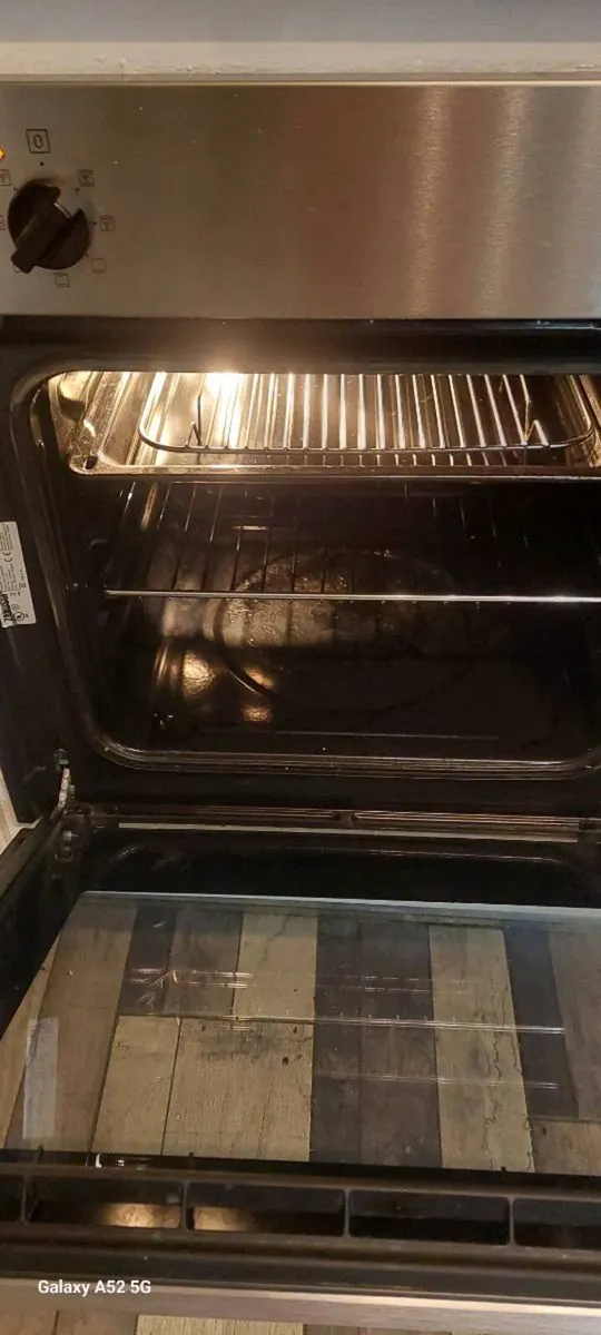 Electric Oven - Image 4