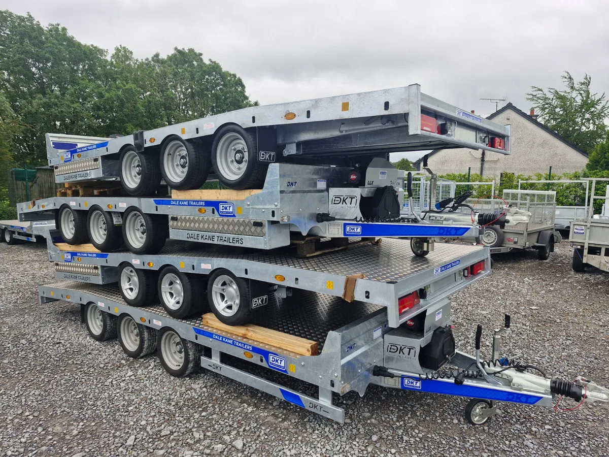 DALE KANE  1 8' x 7'  LOW LOADER TRAILER - Image 4