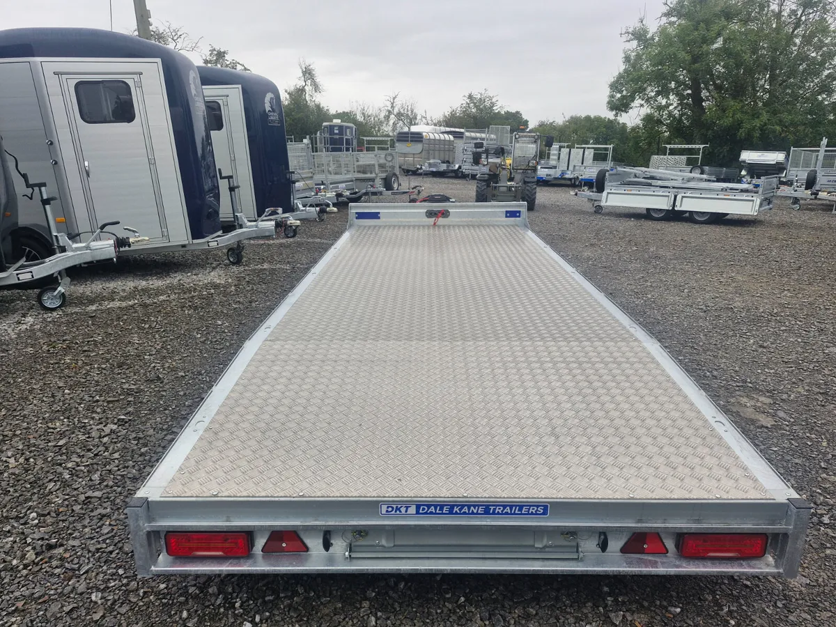 DALE KANE  1 8' x 7'  LOW LOADER TRAILER - Image 3