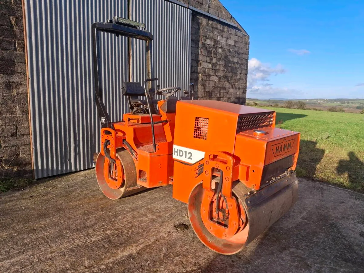 HAMM HD12 Roller - Image 1