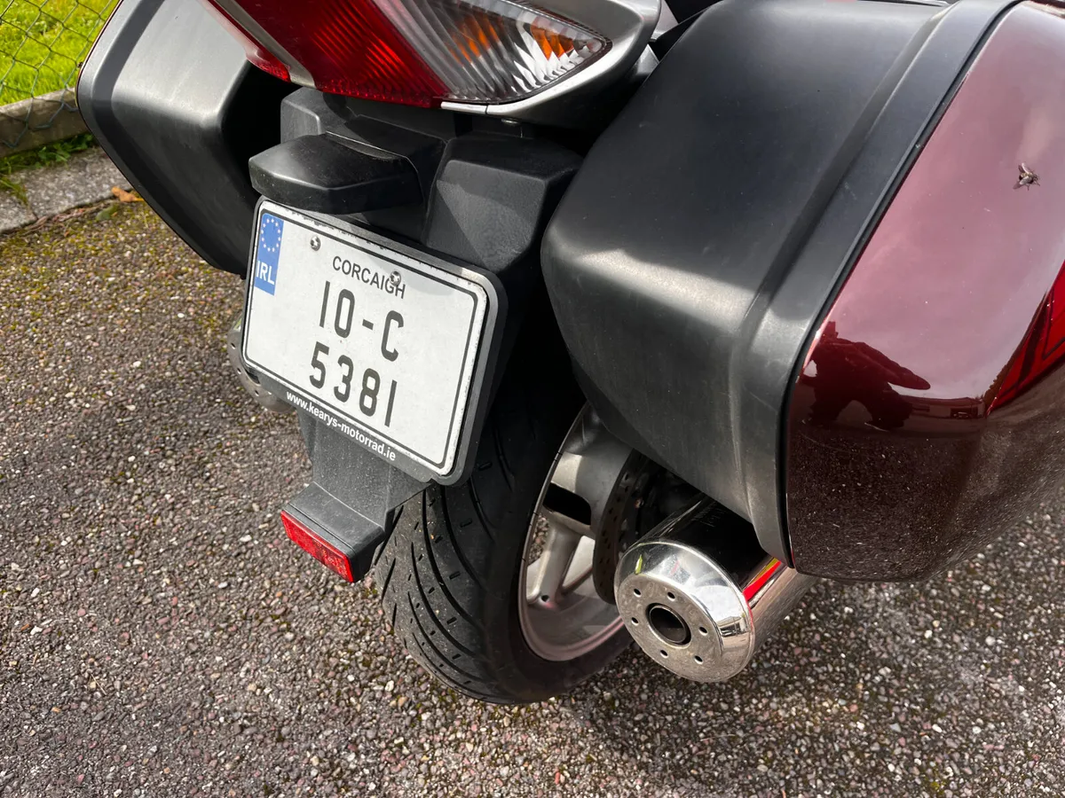 2010 YAMAHA FJR 1300 Automatic - Image 4
