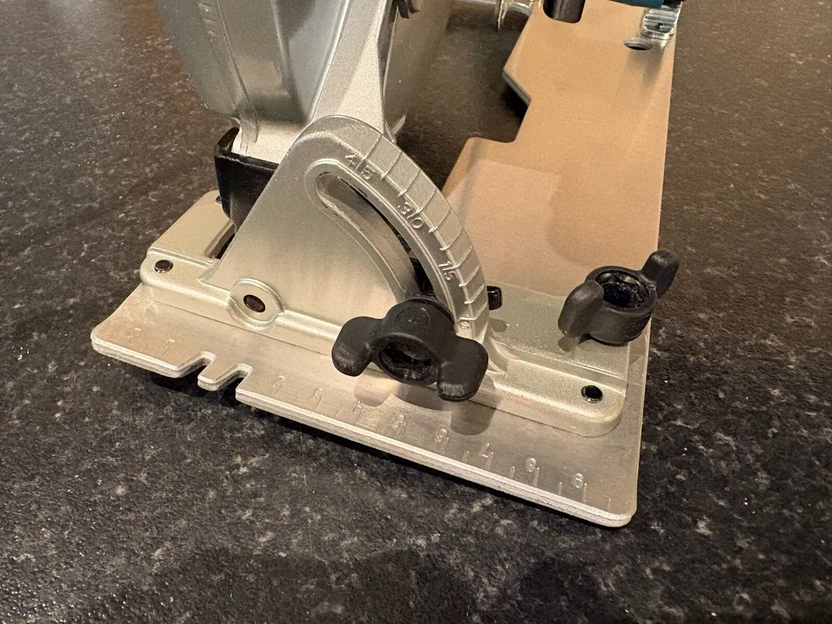 Makita HS7601J Circular Saw 230V - Image 4