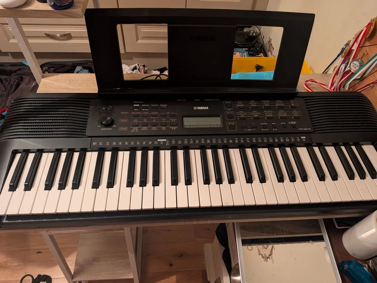 Yamaha Key board piano