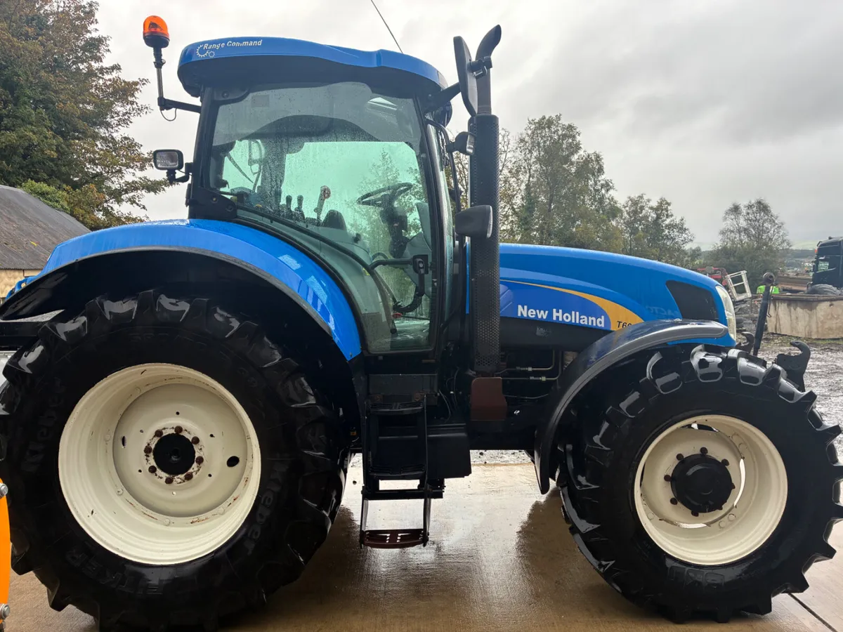New Holland T6050 Range command - Image 4