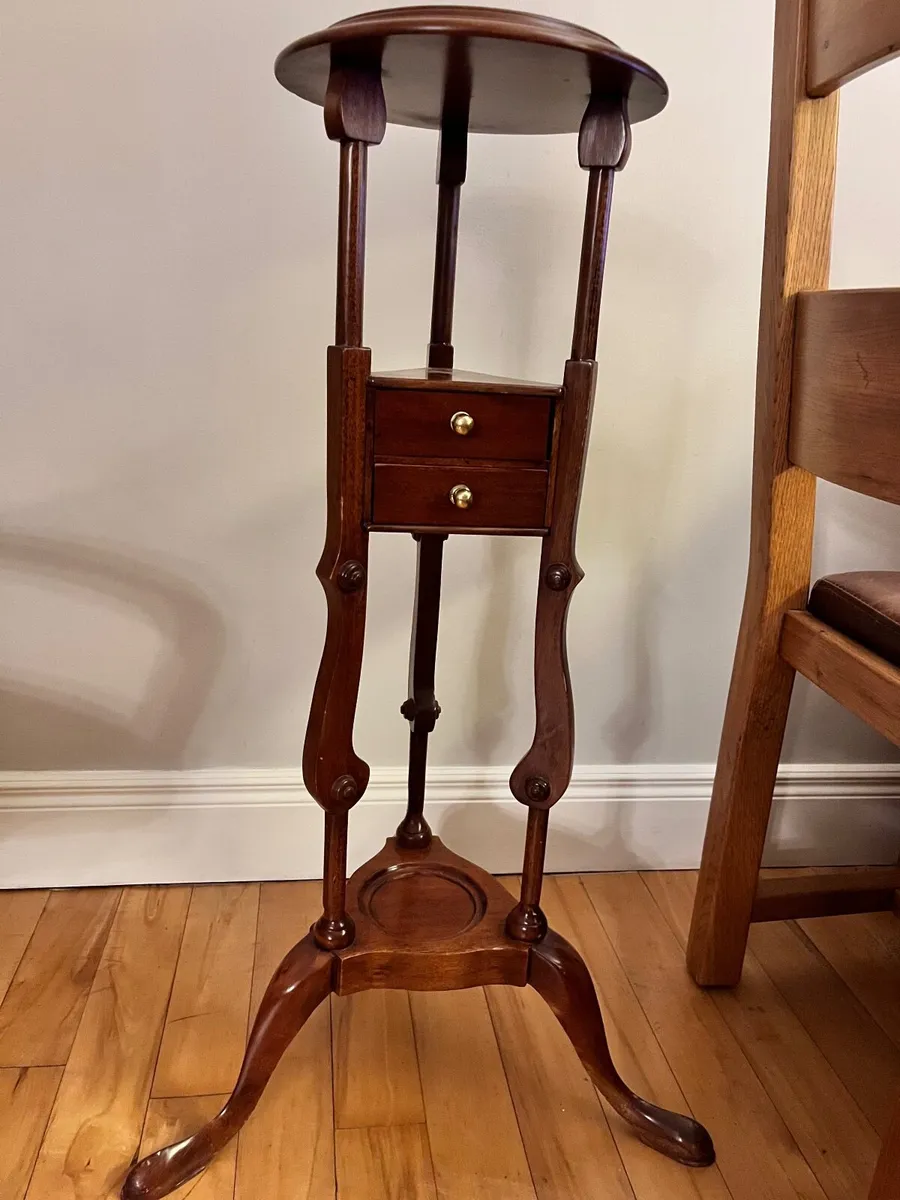 Antique Georgian Style Mahogany Plant Stand - Image 1