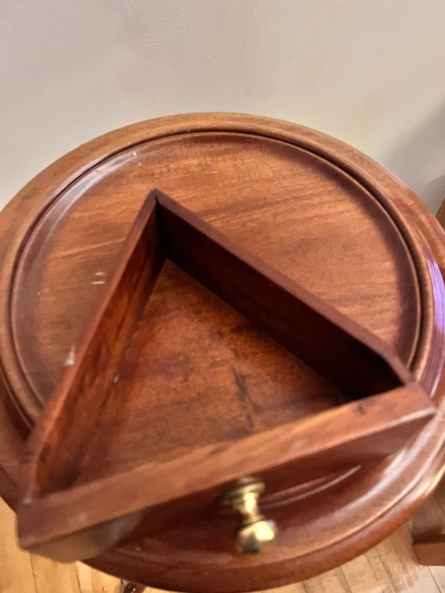 Antique Georgian Style Mahogany Plant Stand - Image 4