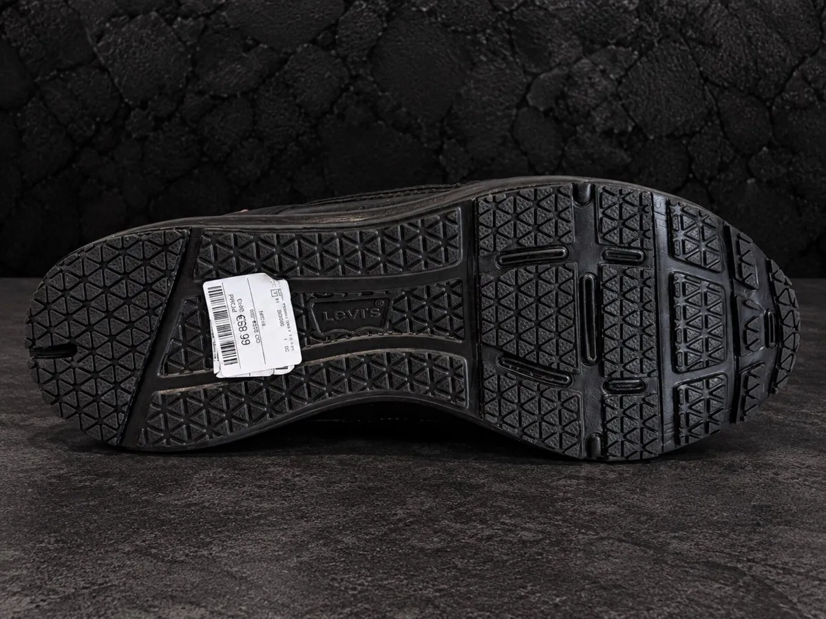 Levi’s Black Trainers - Image 4