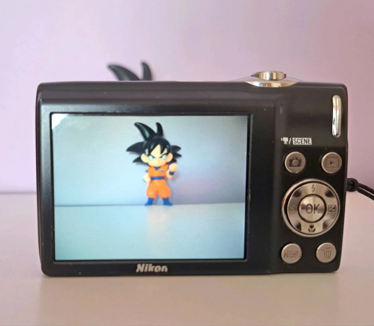Nikon Coolpix S3000 - Image 2