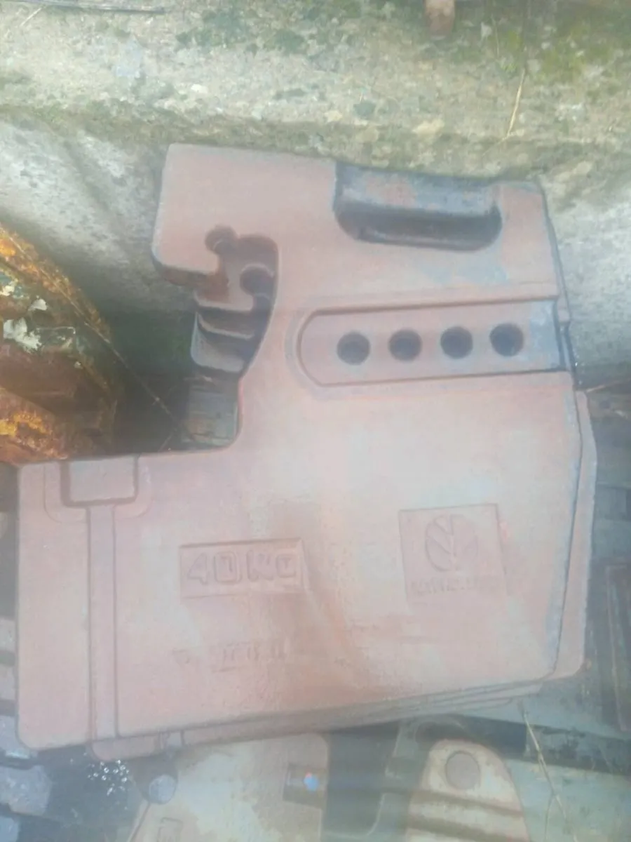 Ford & New Holland weights - Image 3