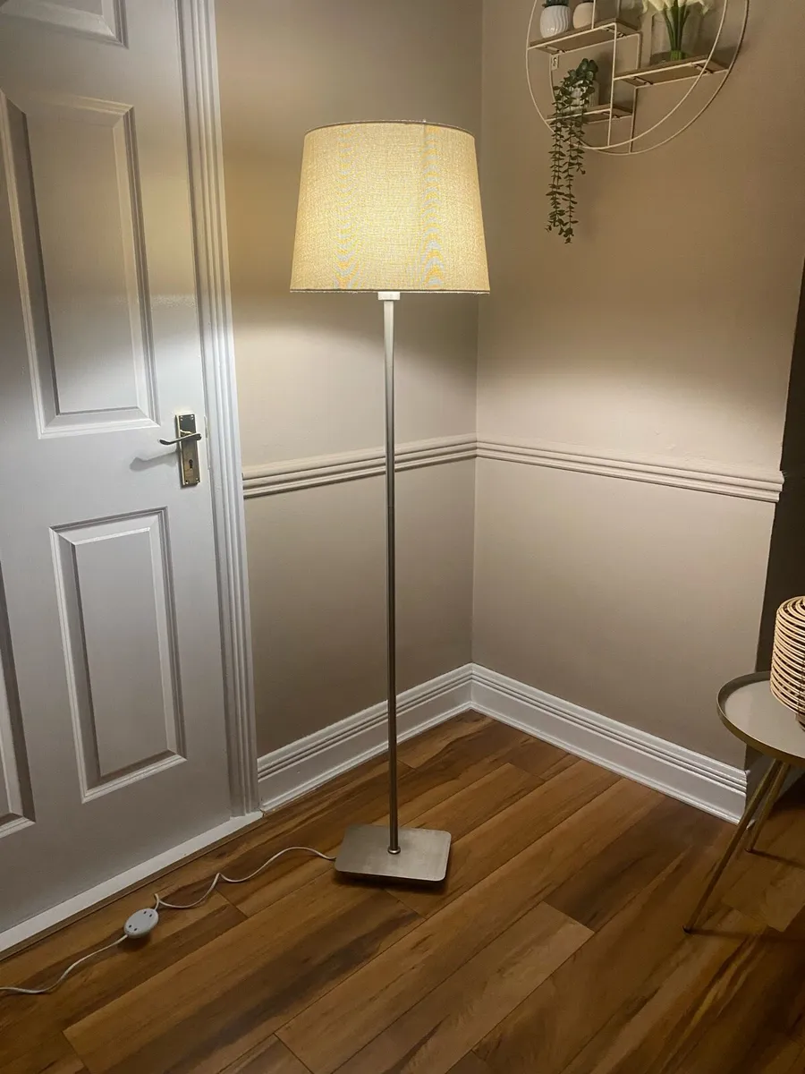 standard lamp - Image 2