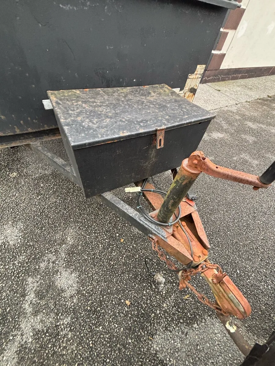 Tipping trailer - Image 4