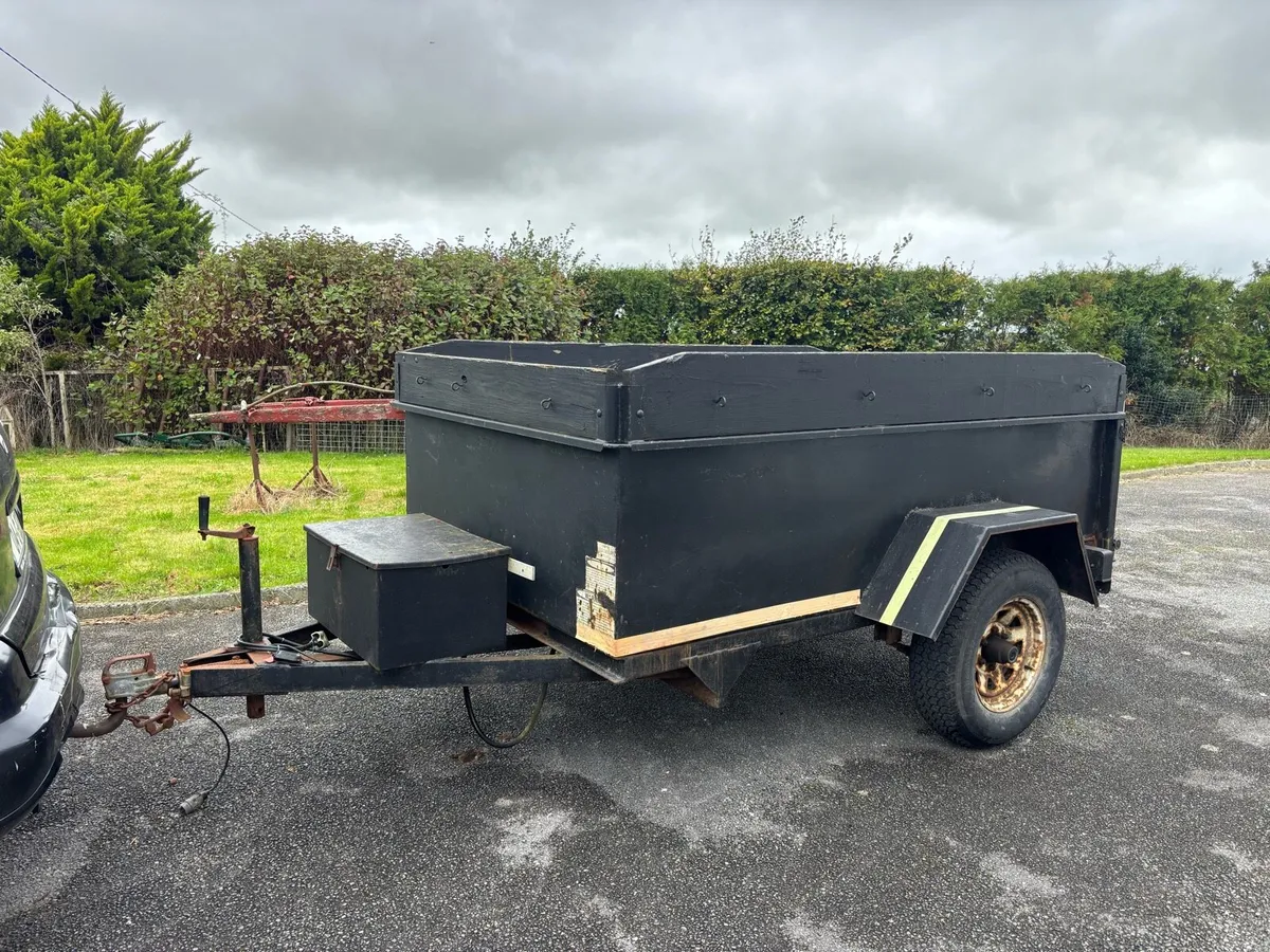 Tipping trailer - Image 1