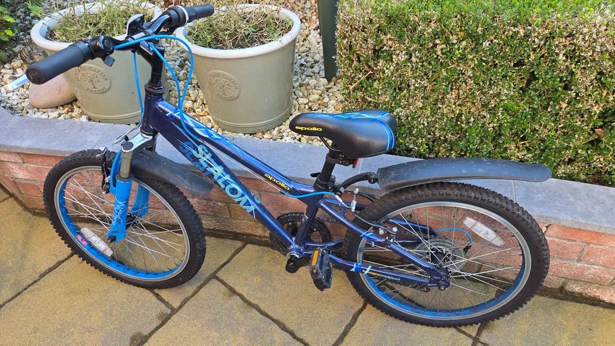 Apollo Slalom Junior Mountain Bike - Image 1