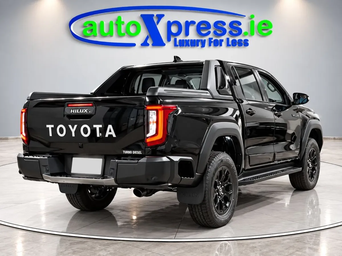 Toyota Hilux 2.8 Diesel, New Brand, Z ADVENTURE, A - Image 2