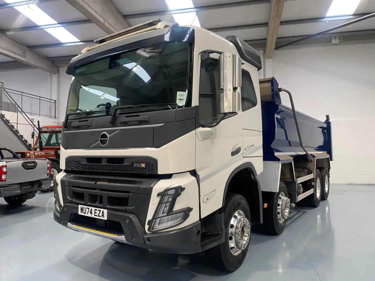 2024 VOLVO FMX 420 8x4 TIPPER - Image 1