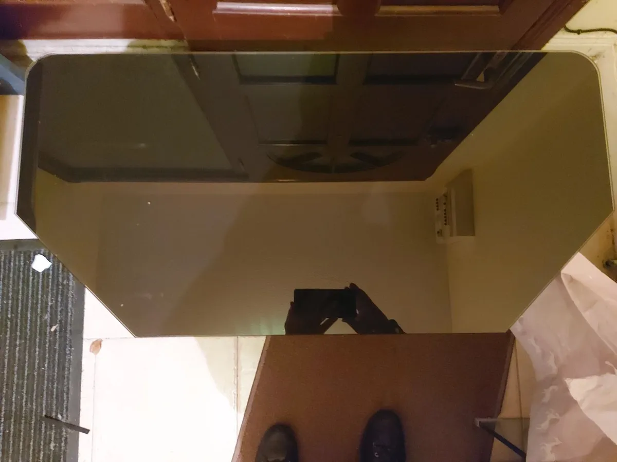 Tempered Glass Black TV Table, 60cm x 40cm - Image 3
