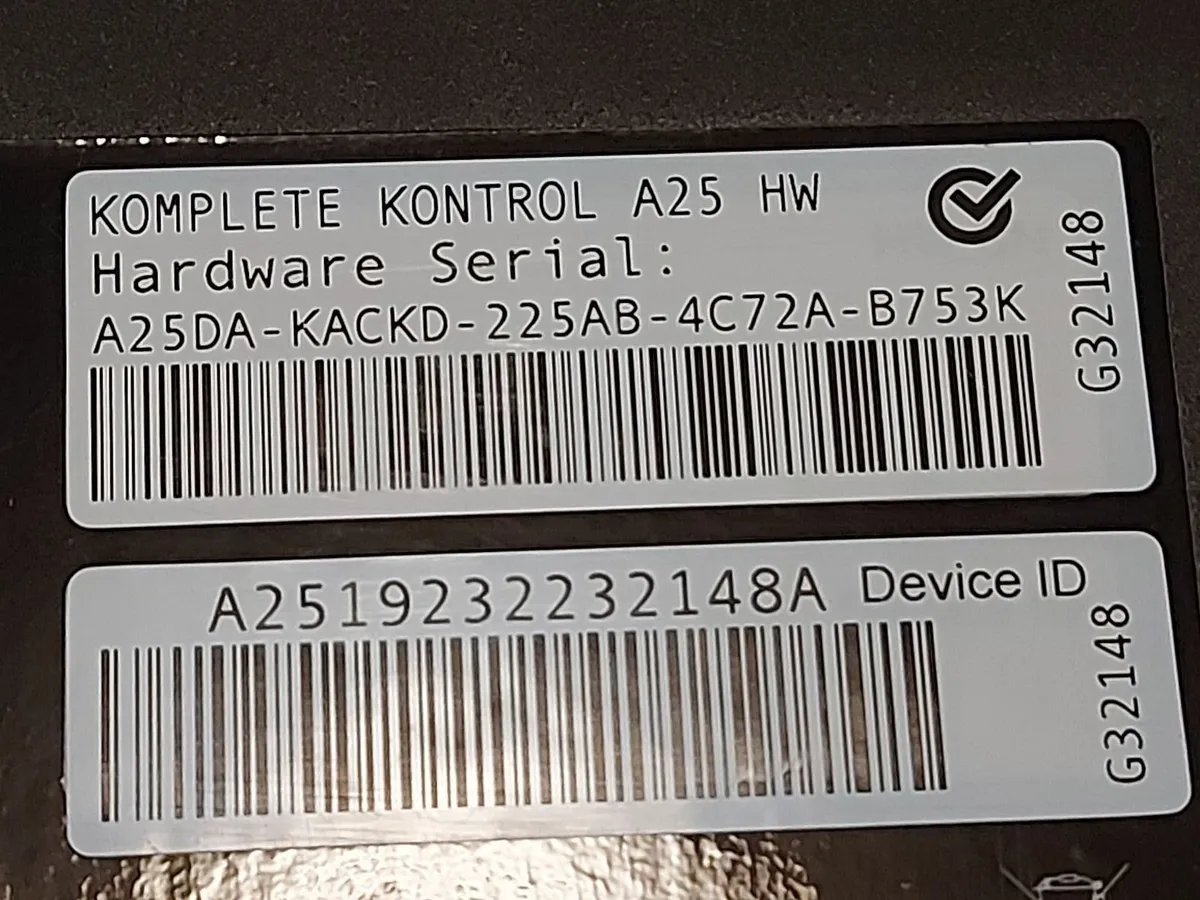 KOMPLETE KONTROL A25 Keyboard Controller - Image 4