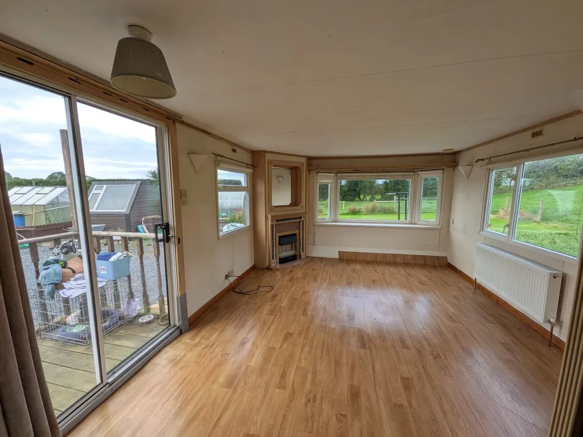 2 Bedroom Canterbury Mobile Home - Image 4