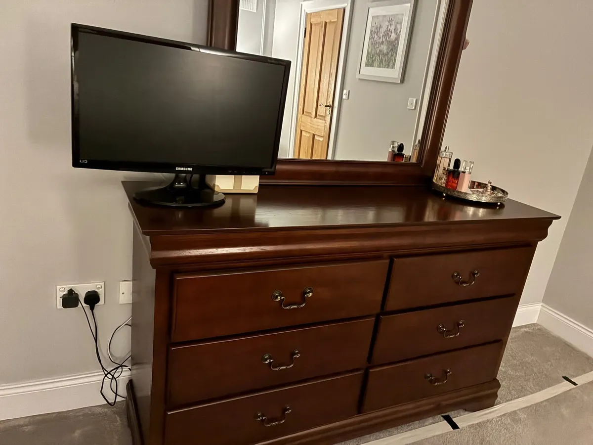 Chest of drawers - Image 3