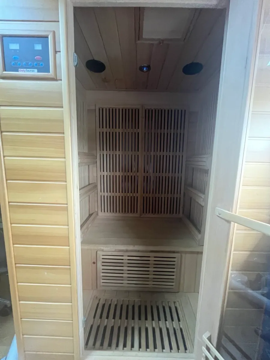 2-Person Infrared Sauna - Excellent Condition - Image 3
