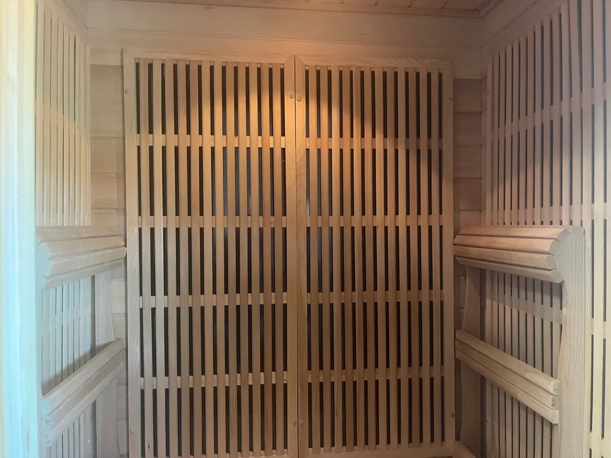 2-Person Infrared Sauna - Excellent Condition - Image 4
